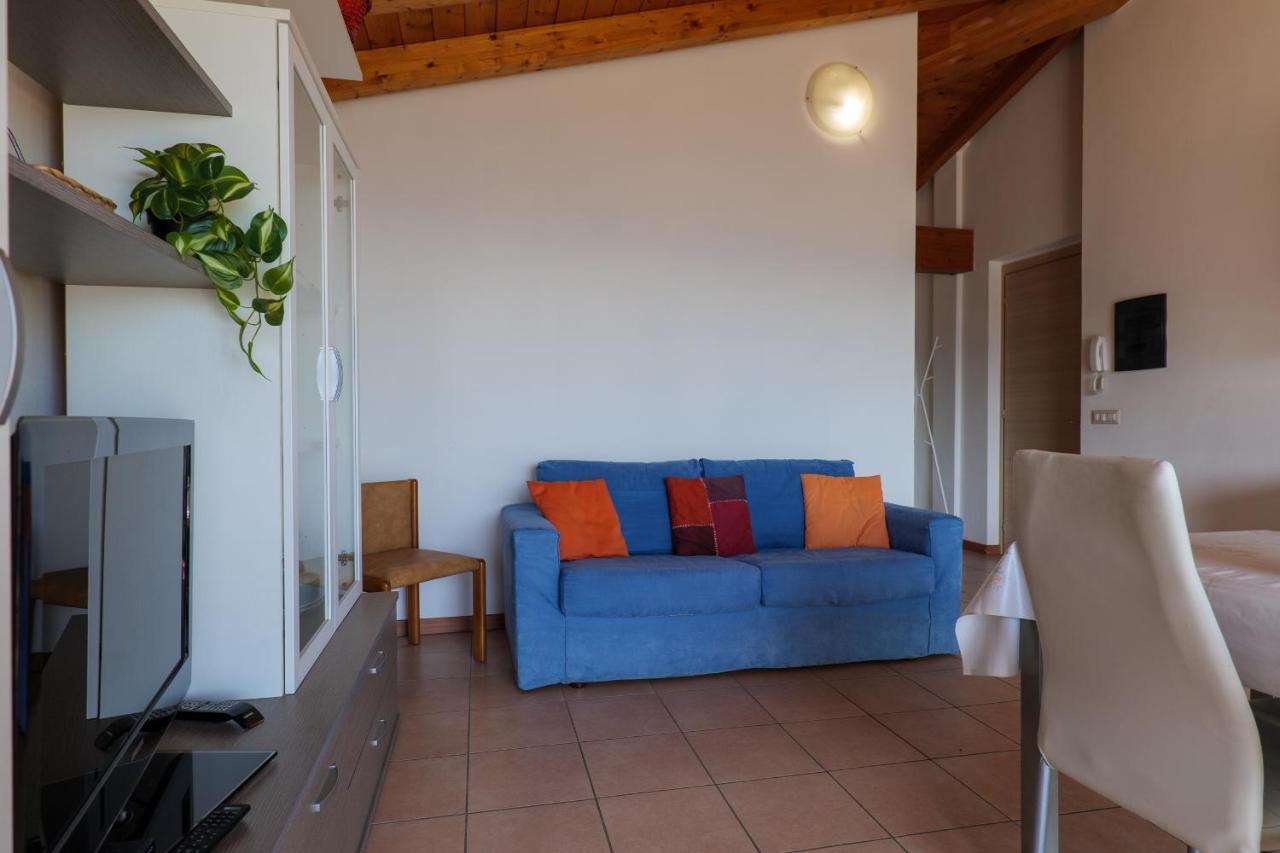 Panoramic'S Loft Tramonto Apartment แวร์บาเนีย ภายนอก รูปภาพ