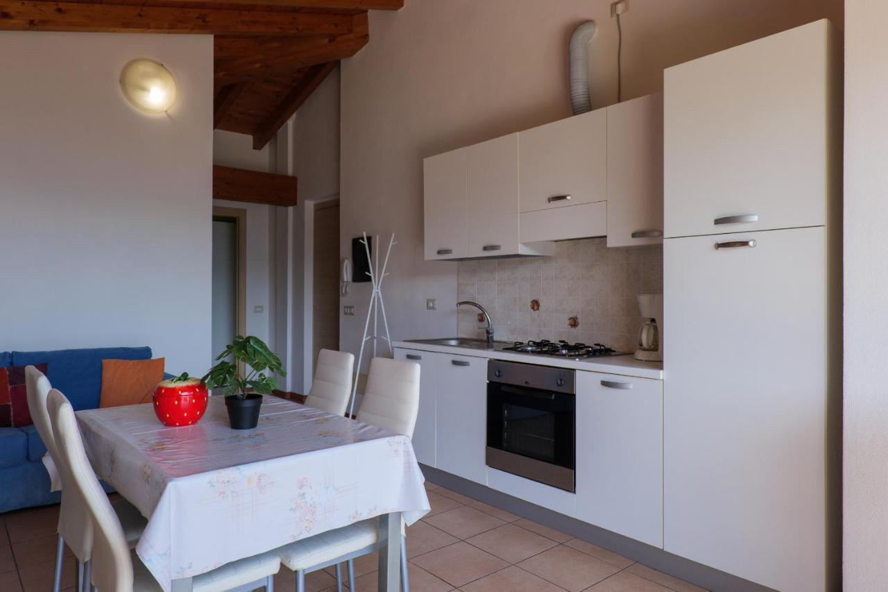 Panoramic'S Loft Tramonto Apartment แวร์บาเนีย ภายนอก รูปภาพ